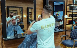 Guide to Choosing A Barbershop in Perth: 10 Factors to Consider